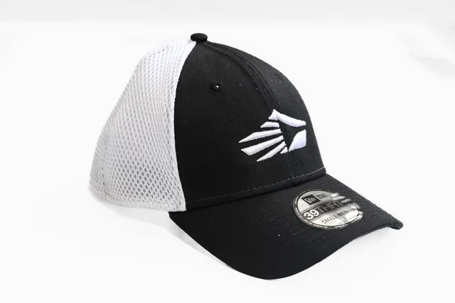 Stretch Mesh Fitted Hat (BLK/WHT)