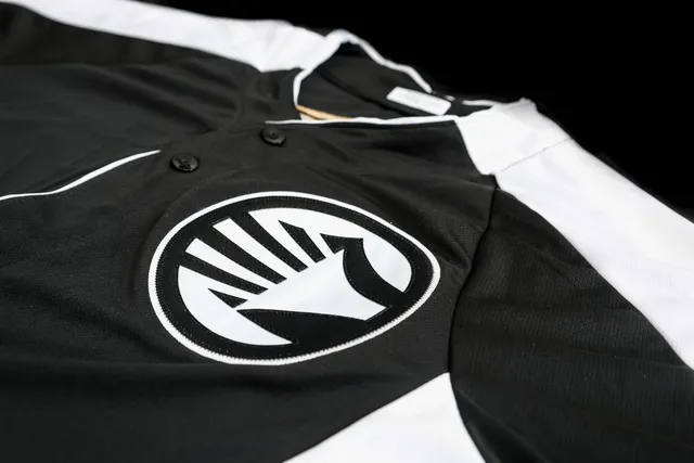 Crown Fan Jersey (Black/White)